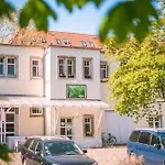 Helle Ferienwohnung im Hinterhof