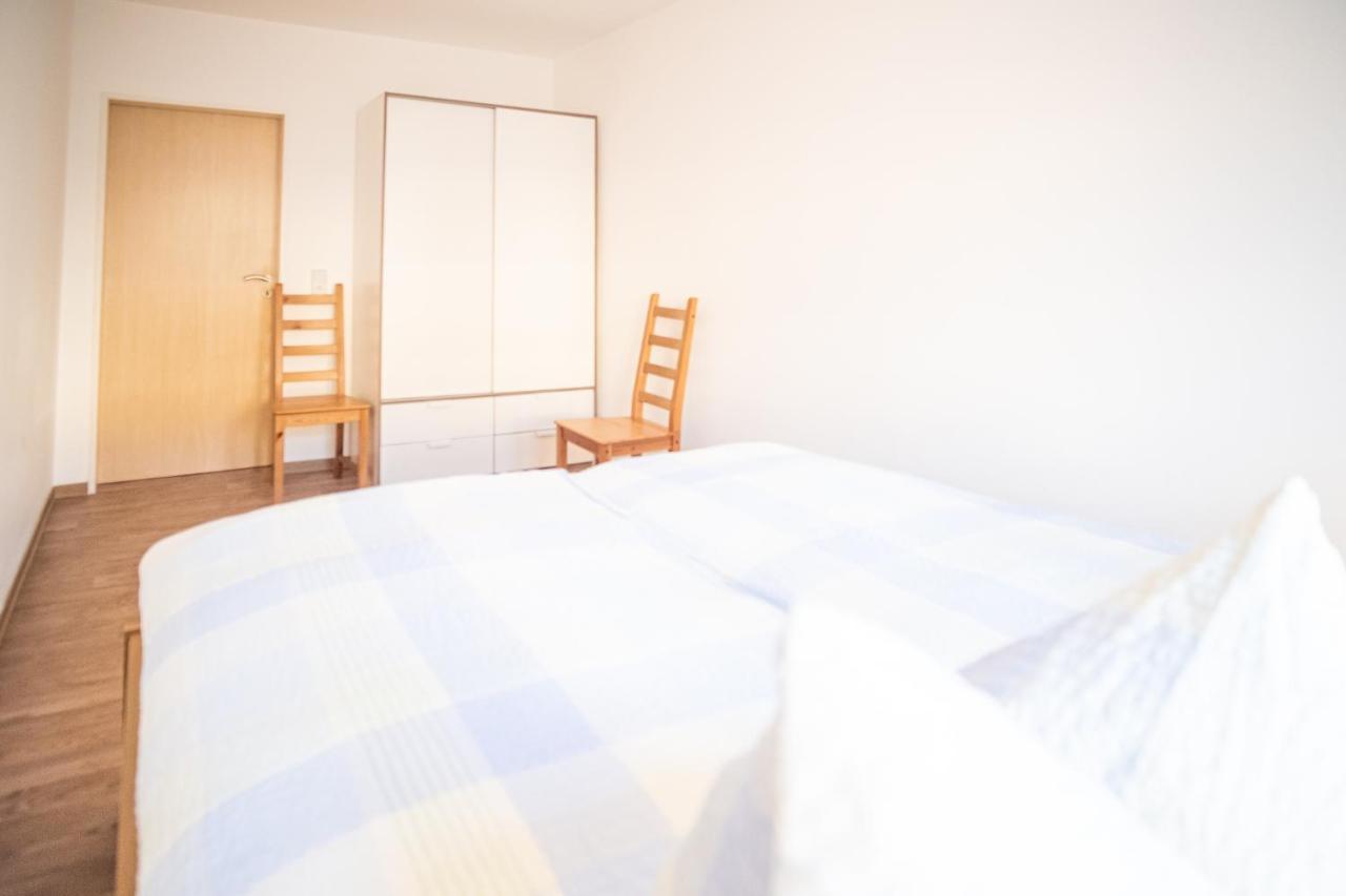 Apartment Helle Ferienwohnung Im Hinterhof Dresden